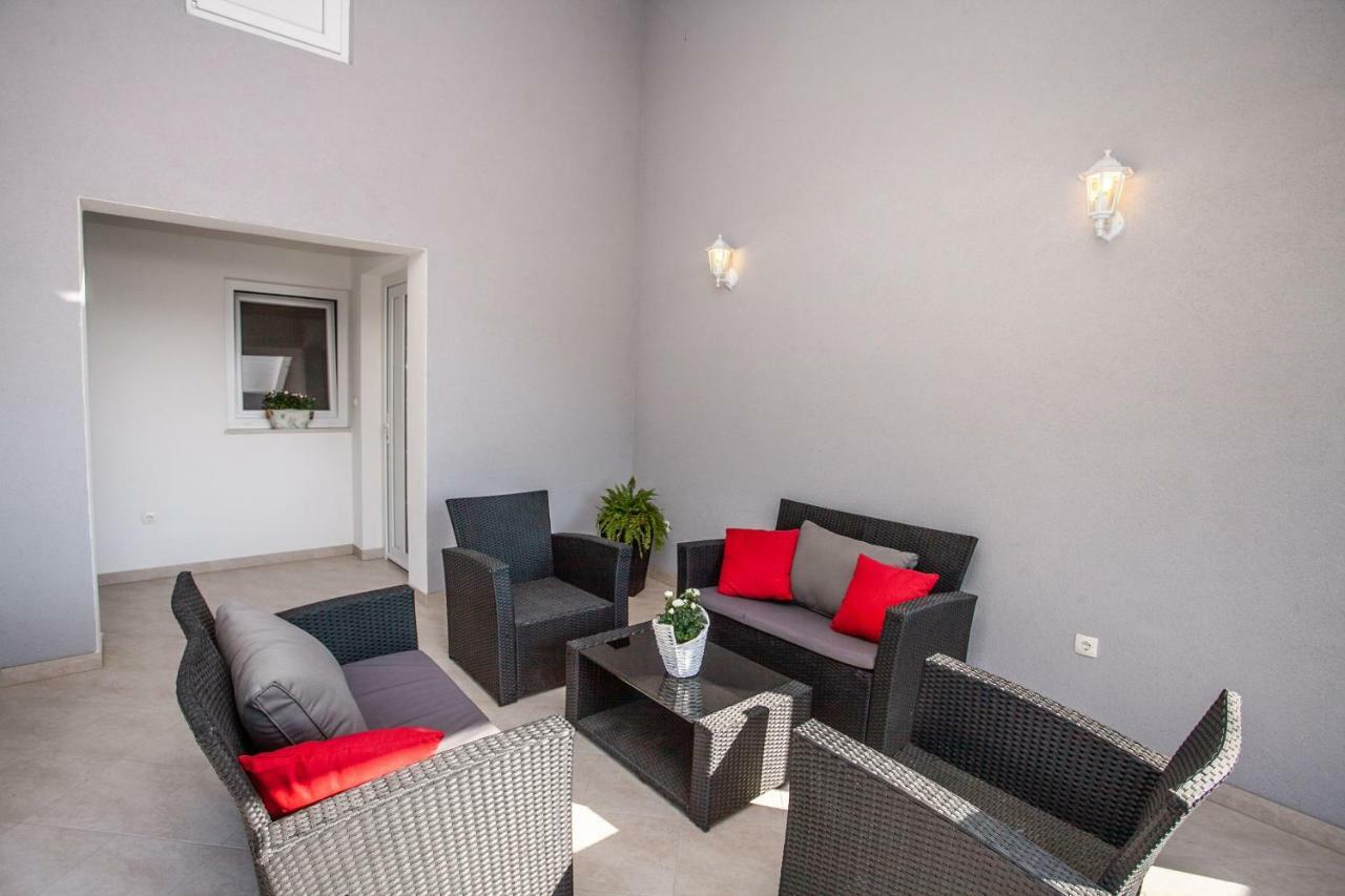 Luxury Sea View Apartment Jesenice  Eksteriør billede